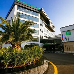 5* Otel Wyndham Garden